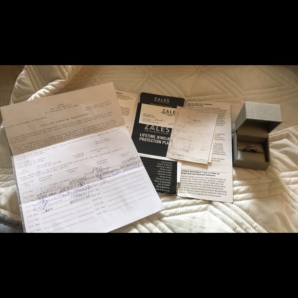 1 1/2 CTW PR 3STN Set Original price $3,599.99 - Picture 1 of 3